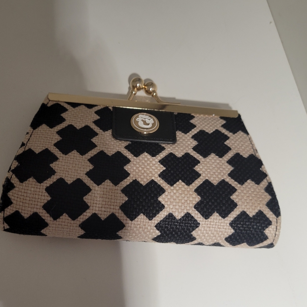 Ellis Square Island Coinpurse by Spartina 449 Mermaid Charm Logo Leather Linen